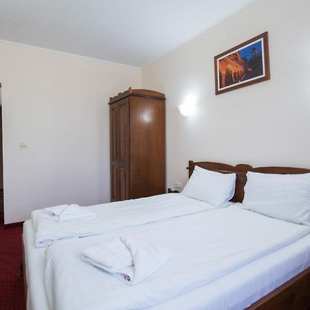 Dumbrava Sibiului Hotel Ngoại thất bức ảnh