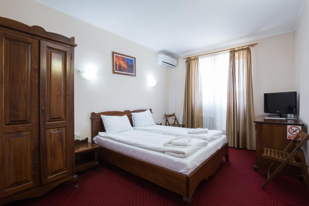 Dumbrava Sibiului Hotel Ngoại thất bức ảnh